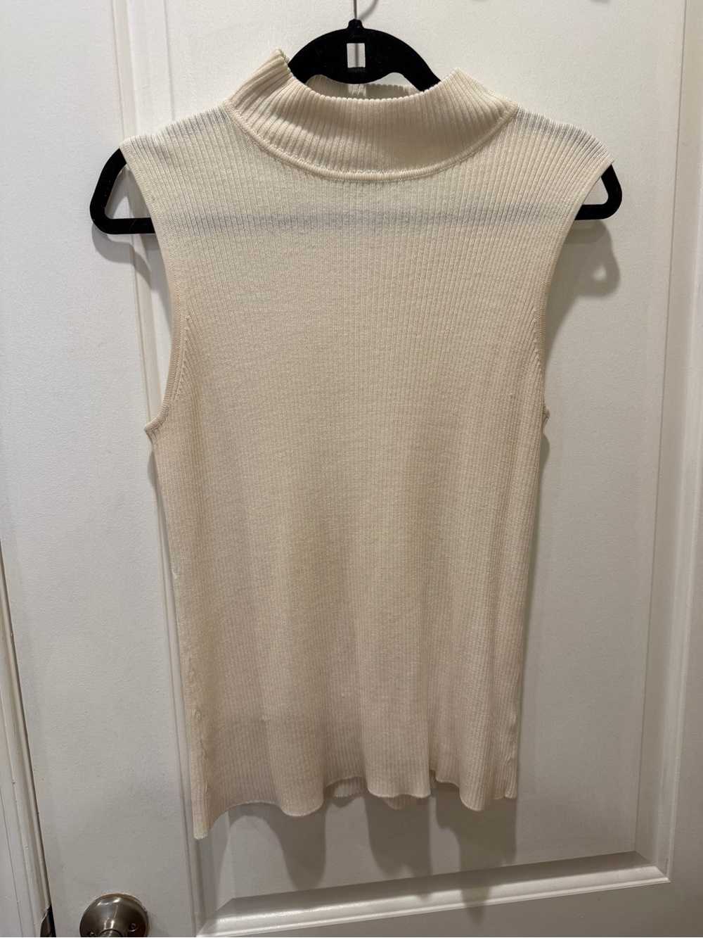 croft & barrow Cream Sleeveless Ribbed Mock Neck Tank